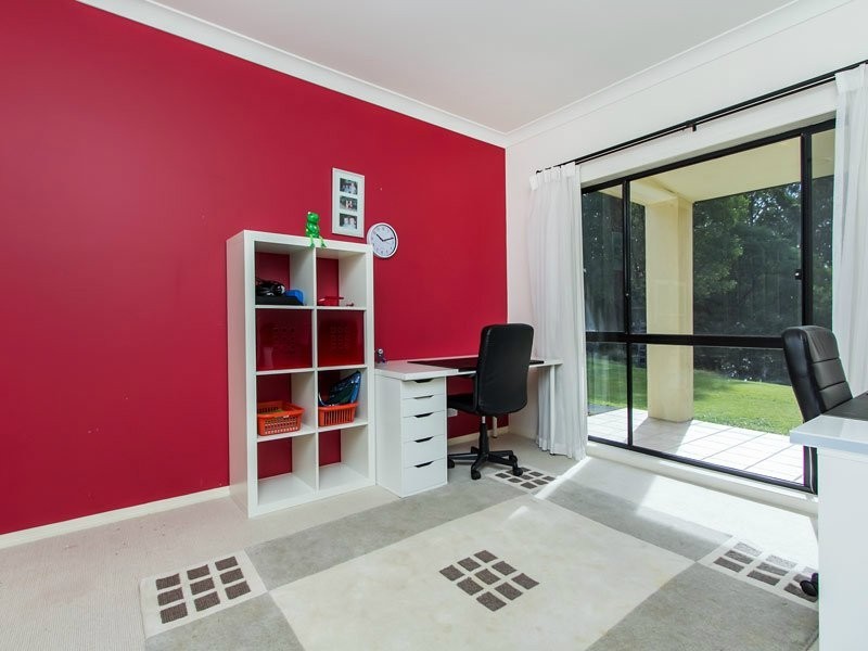 8 Correa Court, Cashmere QLD 4500