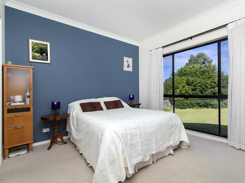 8 Correa Court, Cashmere QLD 4500