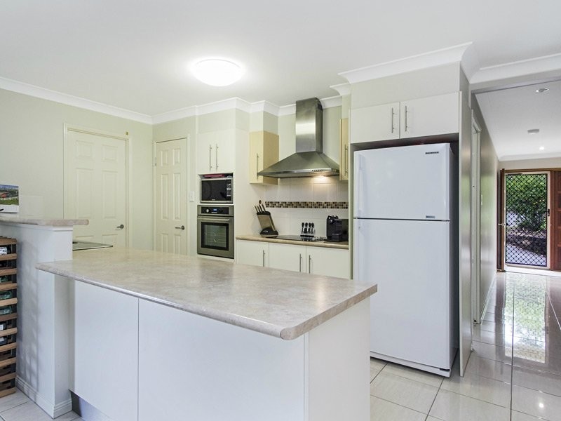 11 Nadine Court, Warner QLD 4500