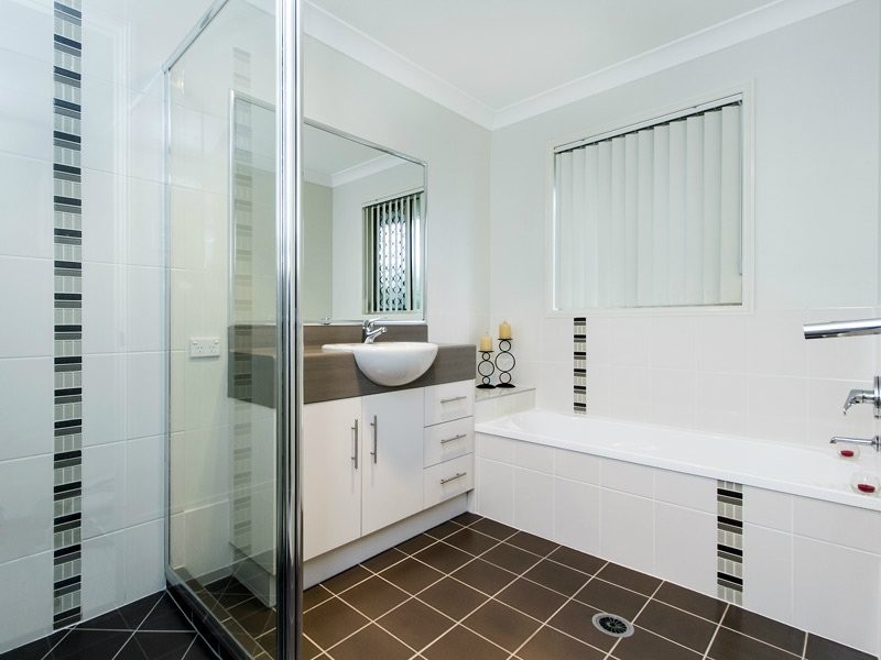 11 Nadine Court, Warner QLD 4500