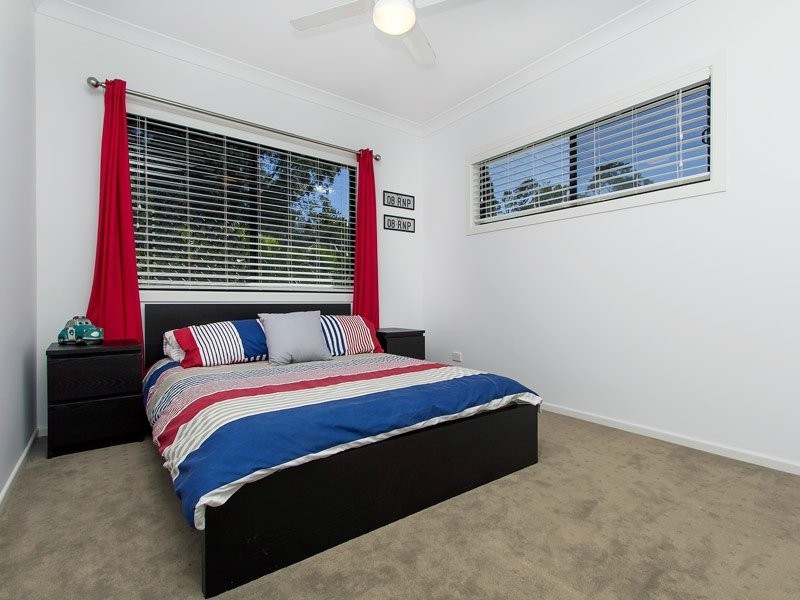 17 Bend Court, Eatons Hill QLD 4037