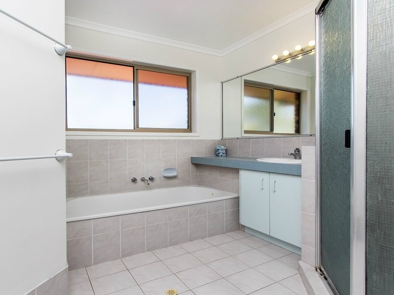 23 Weston Drive, Bunya QLD 4055