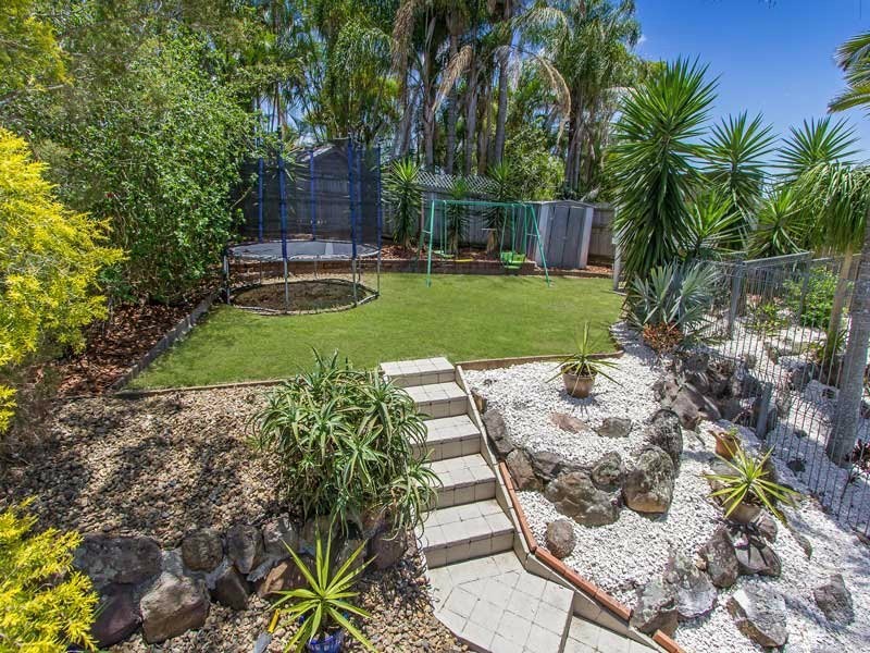 18 Edwards Drive, Albany Creek QLD 4035