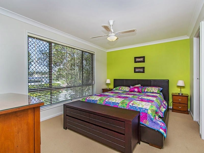 18 Edwards Drive, Albany Creek QLD 4035