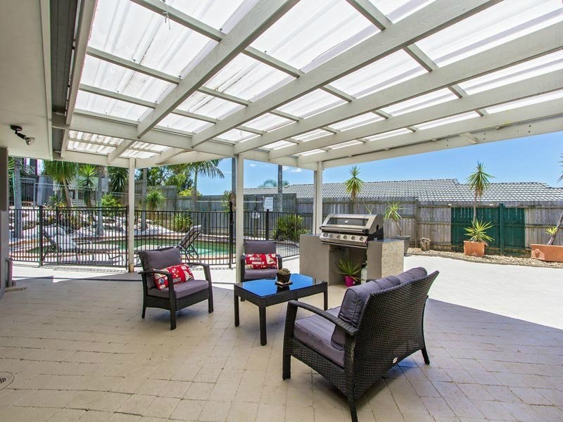 18 Edwards Drive, Albany Creek QLD 4035