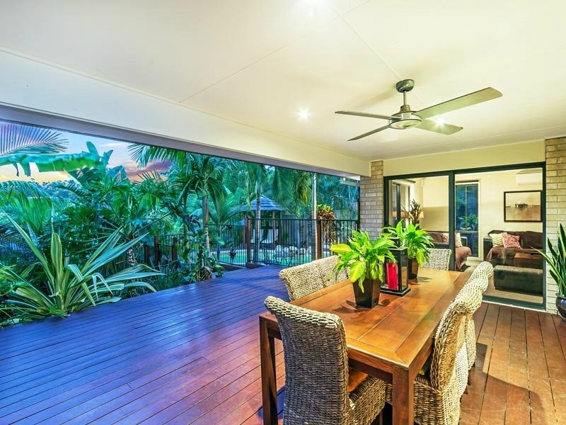 6 Colin Place, Cashmere QLD 4500