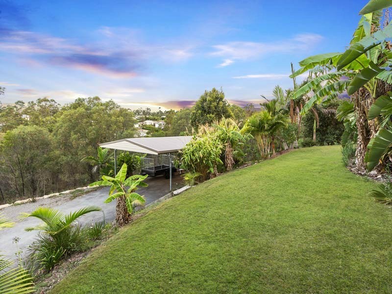 6 Colin Place, Cashmere QLD 4500