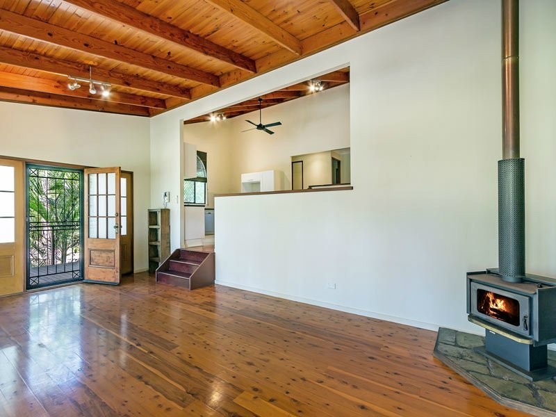 6 Weber Court, Bunya QLD 4055