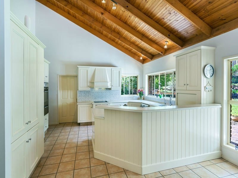 3 Bracken Court, Cashmere QLD 4500