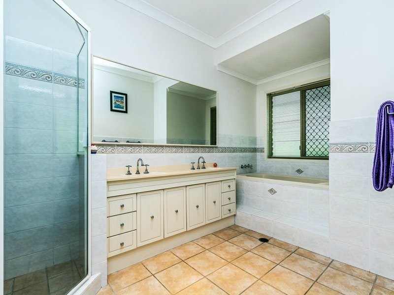 3 Bracken Court, Cashmere QLD 4500