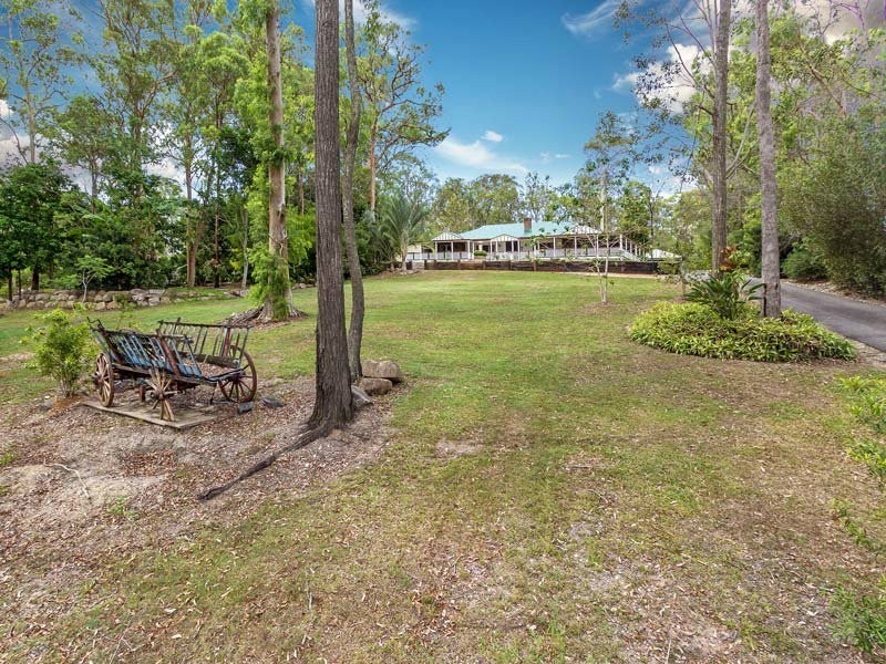 3 Bracken Court, Cashmere QLD 4500