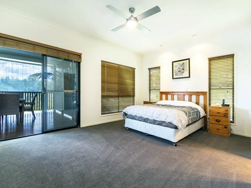 19 Heron Close, Cashmere QLD 4500