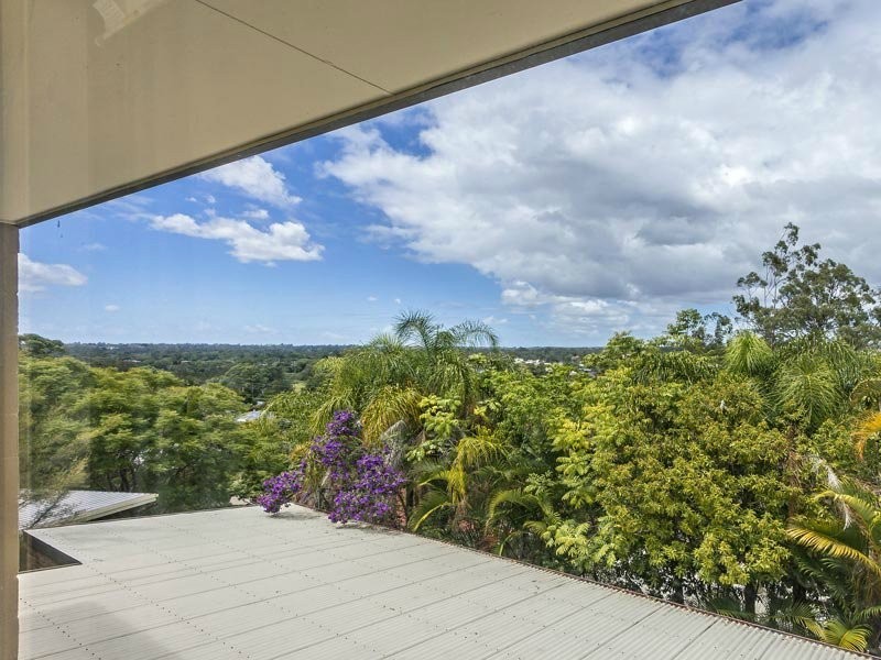 2/16 Orion Avenue, Eatons Hill QLD 4037