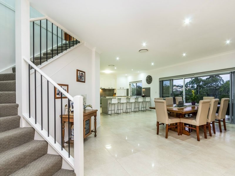 2 Gracie Court, Cashmere QLD 4500