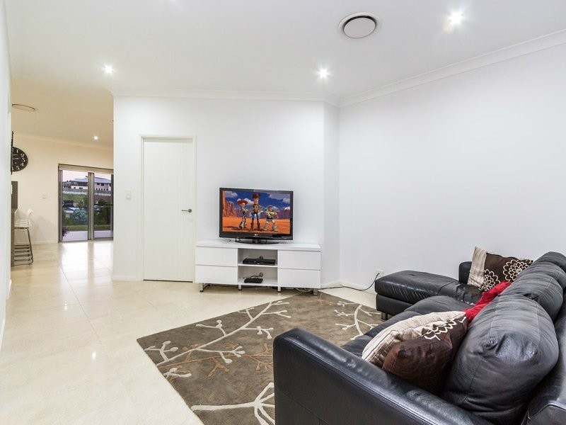 2 Gracie Court, Cashmere QLD 4500