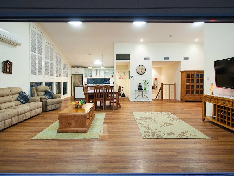 7 Lee Close, Albany Creek QLD 4035