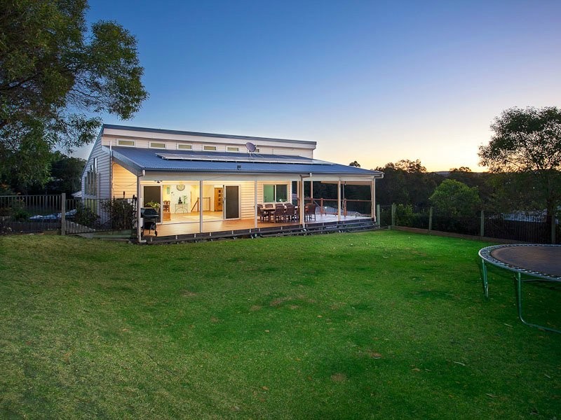 7 Lee Close, Albany Creek QLD 4035