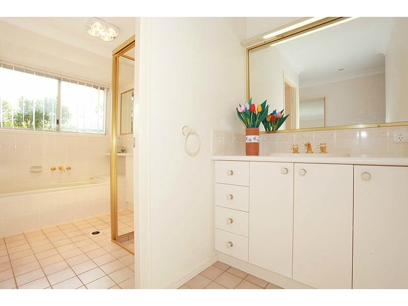 3 Peppermint Drive, Cashmere QLD 4500