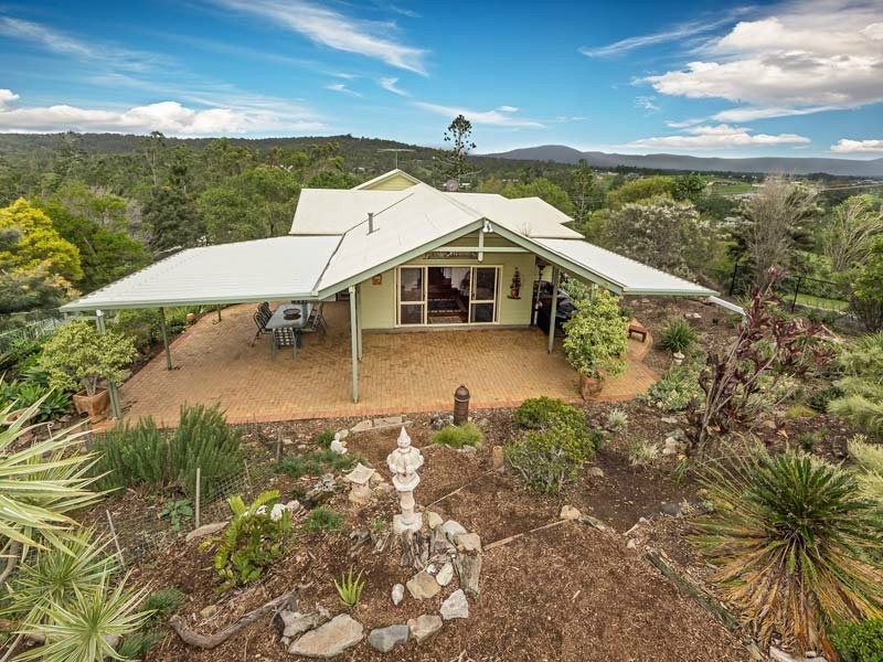 33 Maskell Court, Draper QLD 4520