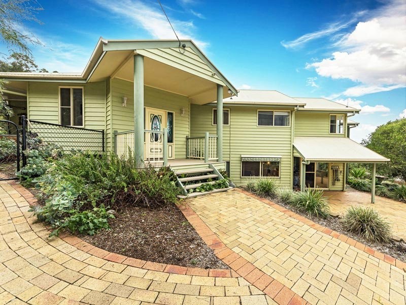 33 Maskell Court, Draper QLD 4520