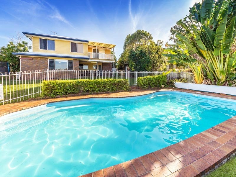 33 Daniel Drive, Albany Creek QLD 4035