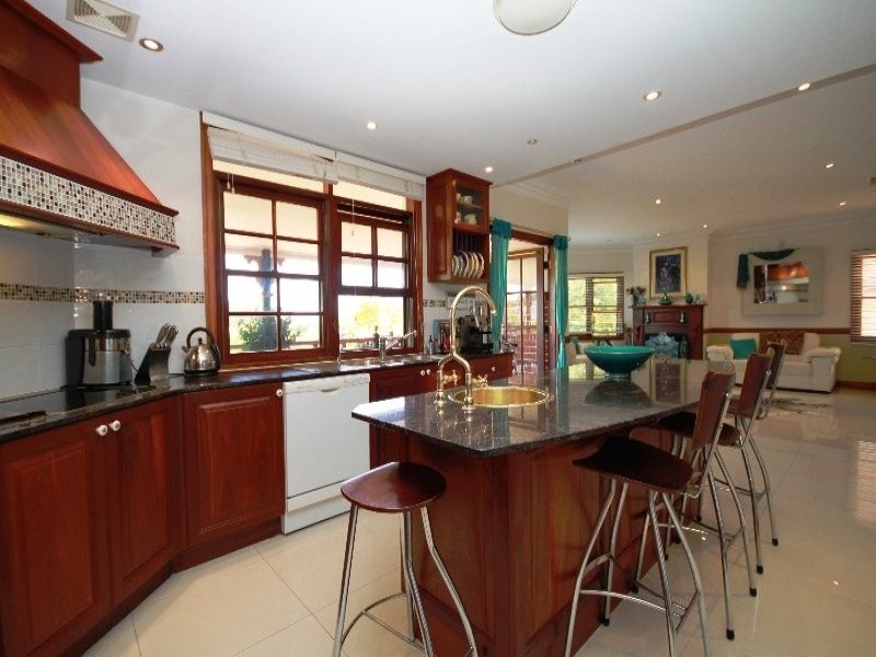 7 Hawkhurst, Murrumba Downs QLD 4503