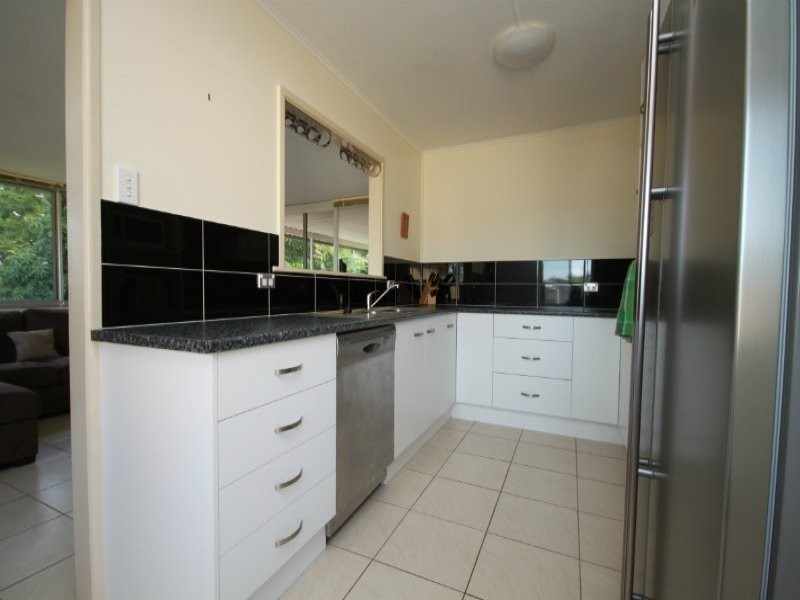 3 Loowa Street, Kallangur QLD 4503