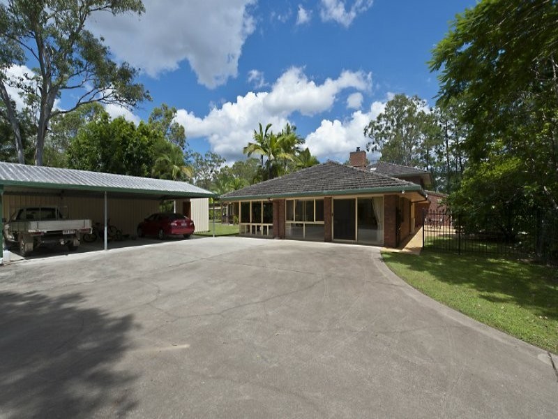 105 Todds Road, Lawnton QLD 4501