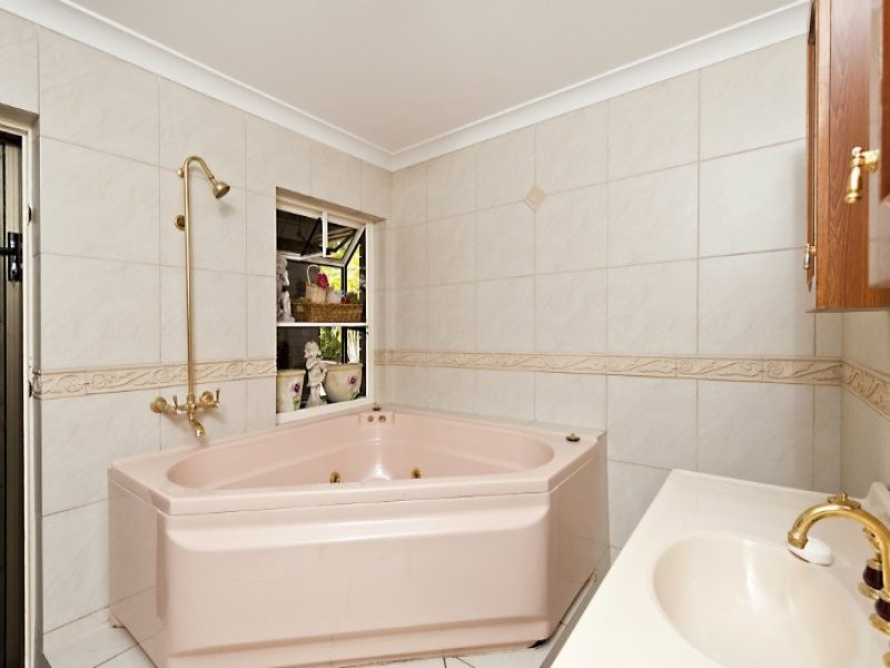 105 Todds Road, Lawnton QLD 4501