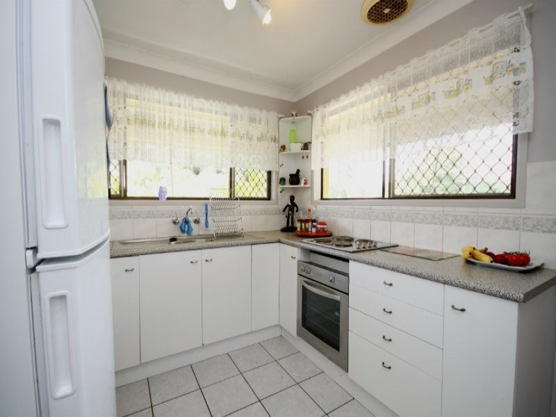 68 Wattle Street, Kallangur QLD 4503