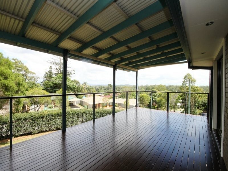 2 Valence Court, Petrie QLD 4502