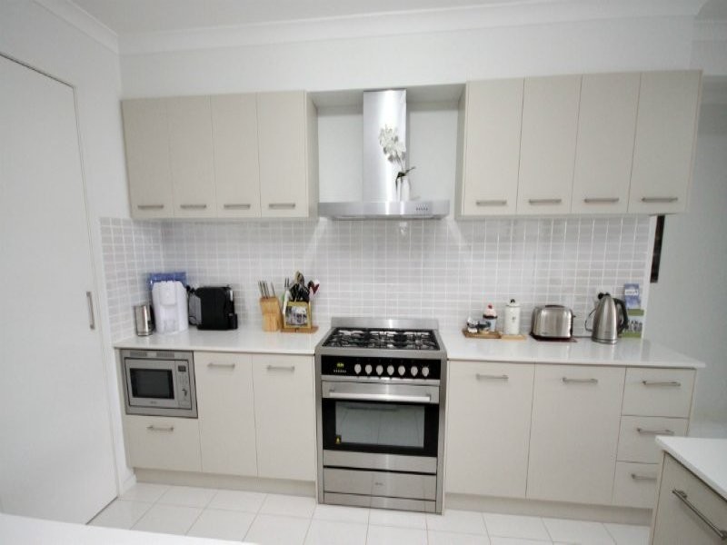 77 Northquarter Drive, Murrumba Downs QLD 4503