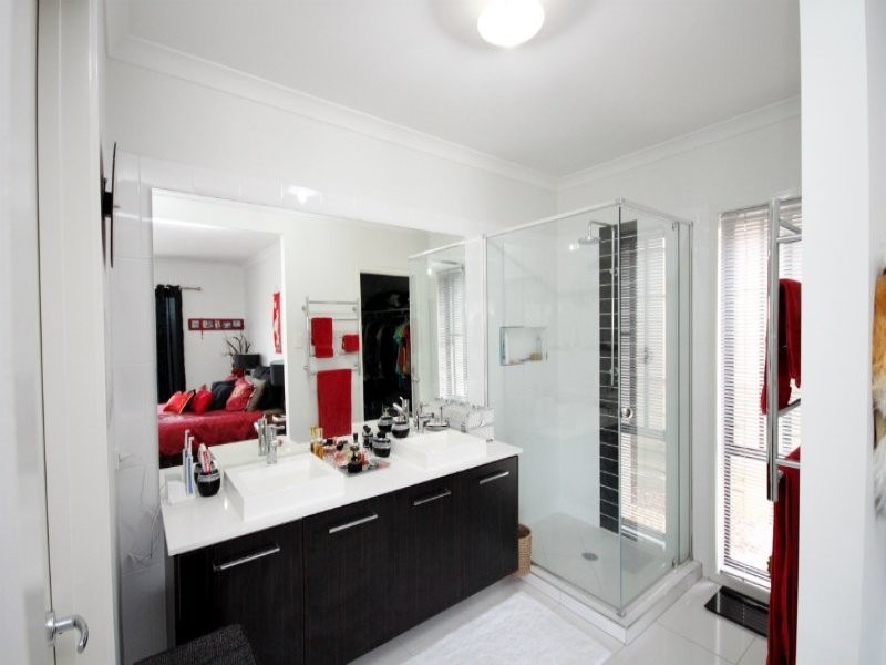 77 Northquarter Drive, Murrumba Downs QLD 4503