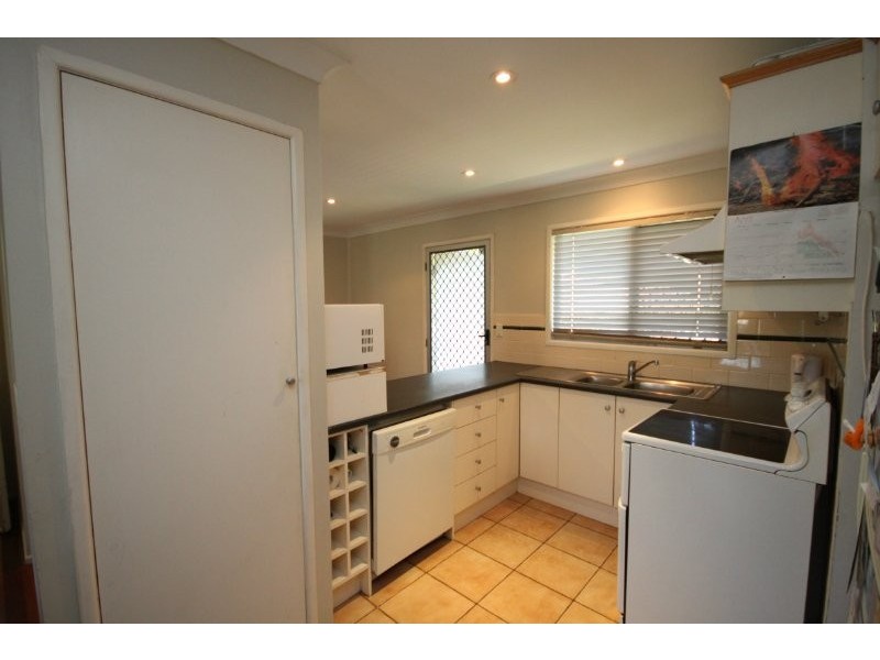 22 Lavercombe Drive, Kallangur QLD 4503