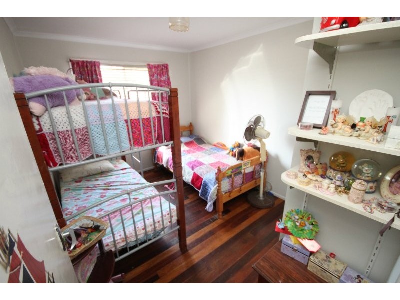 22 Lavercombe Drive, Kallangur QLD 4503