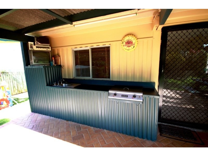 22 Lavercombe Drive, Kallangur QLD 4503
