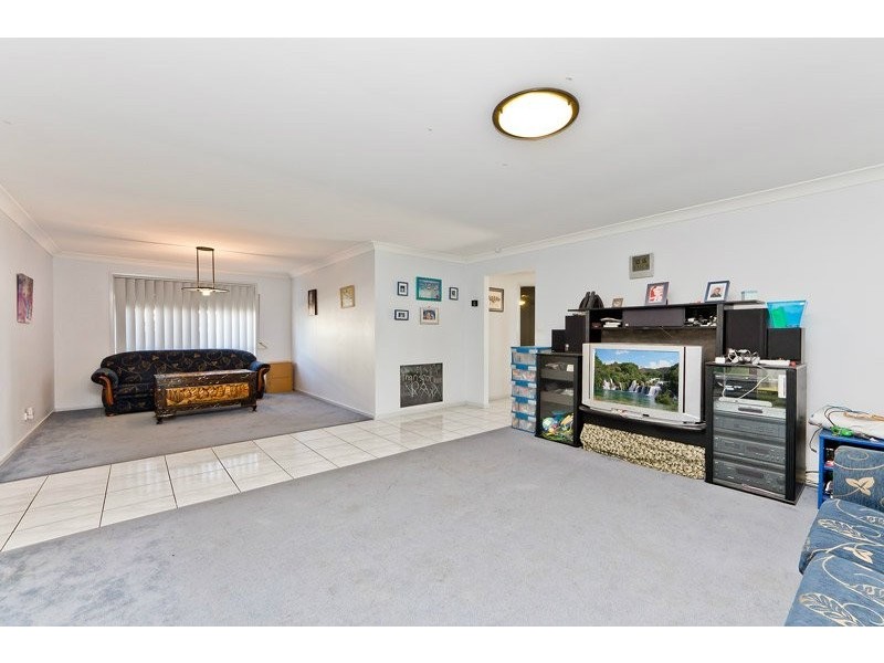 49 Blue Mountain Crescent, Warner QLD 4500