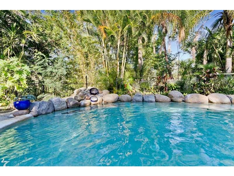 12 Prasada Court, Eatons Hill QLD 4037