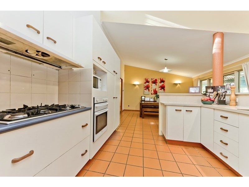 12 Prasada Court, Eatons Hill QLD 4037