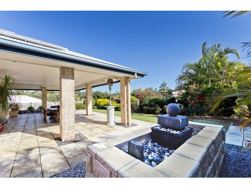 5 Mabella Ct, Eatons Hill QLD 4037