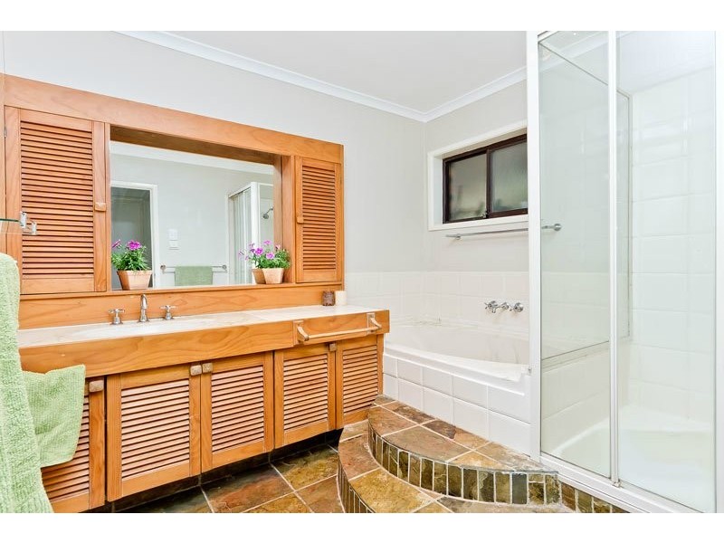 1089 Dayboro Rd, Whiteside QLD 4503