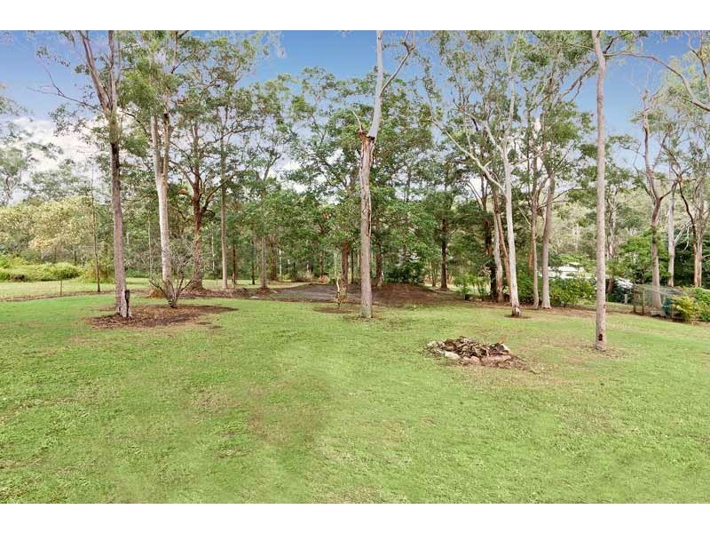 1089 Dayboro Rd, Whiteside QLD 4503