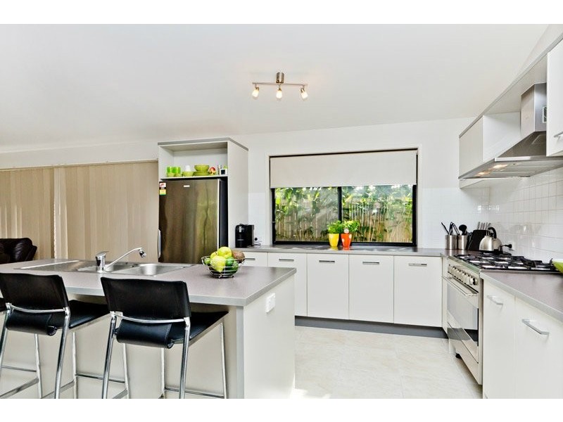 15 Lido Circuit, Warner QLD 4500