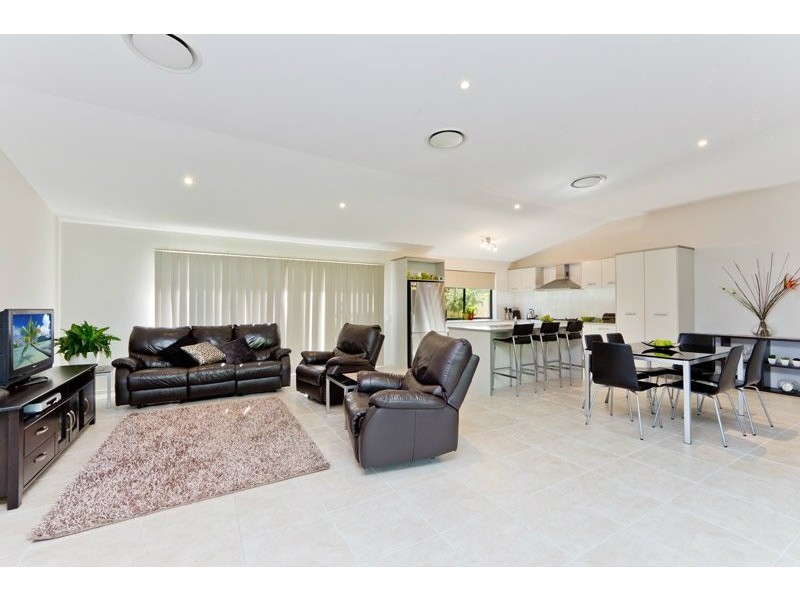 15 Lido Circuit, Warner QLD 4500