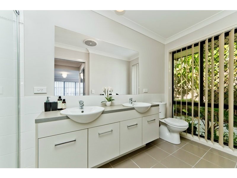 15 Lido Circuit, Warner QLD 4500