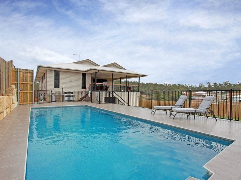 8 Harrison Street, Cashmere QLD 4500