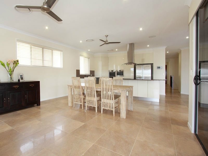 8 Harrison Street, Cashmere QLD 4500
