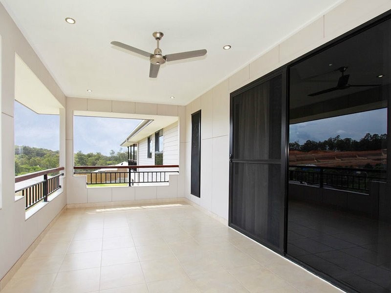 8 Harrison Street, Cashmere QLD 4500