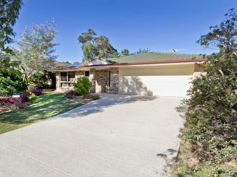 8 Bramble Close, Warner QLD 4500