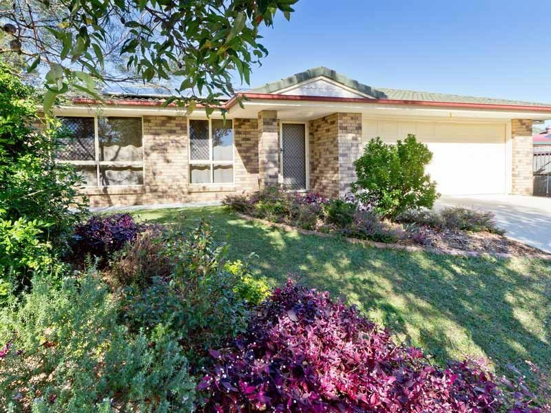8 Bramble Close, Warner QLD 4500